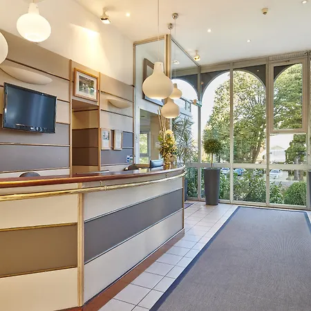 Bleues Caroline Hotel