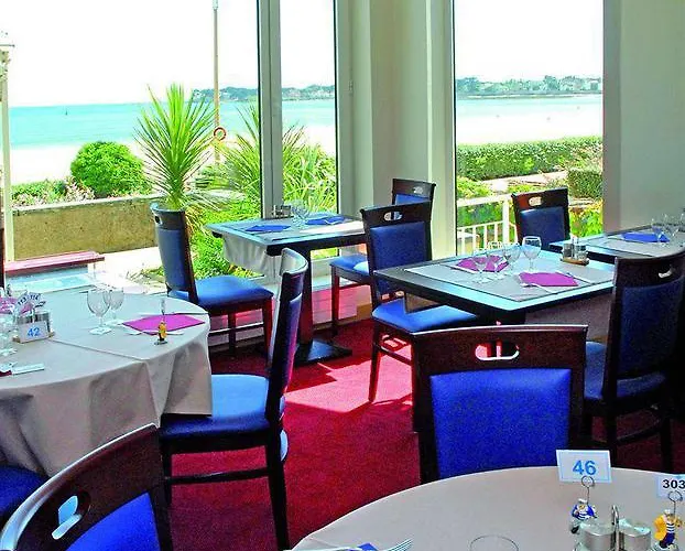 Hotel Bleues Caroline 3*