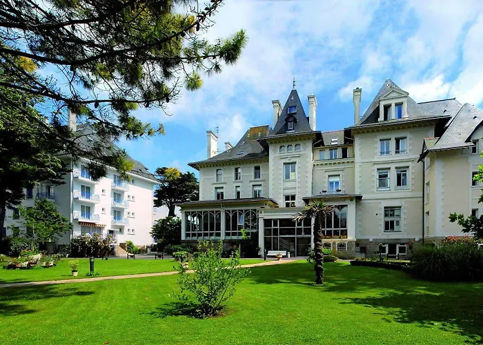 Hotel Bleues Caroline 3*