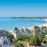 Hotel Bleues Caroline