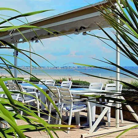 Bleues Caroline Отель Ла-Боль-Эскублак