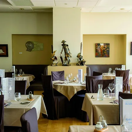 Hotel Bleues Caroline 3*