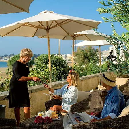 Bleues Caroline Ла-Боль-Эскублак