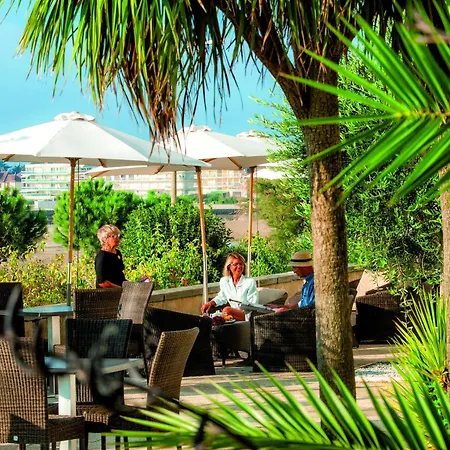 Bleues Caroline Отель Ла-Боль-Эскублак