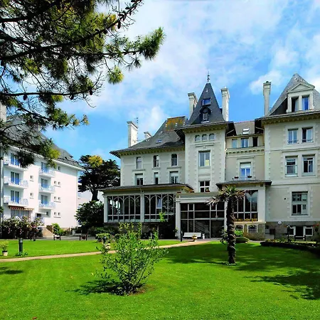 Отель Bleues Caroline 3*