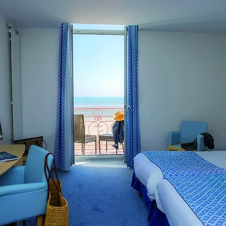 Bleues Caroline Отель