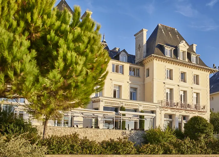 Hotel Bleues Caroline 3*