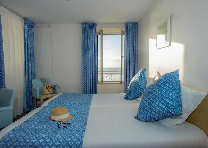 Hotel Bleues Caroline 3*